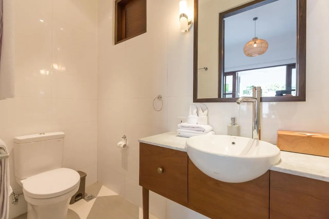 Villa Cj Seminyak インドネシア